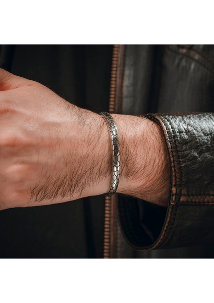 925 Ayar Gümüş Petek Desenli Parlak Model Açık Cuff Erkek Bileklik modelleri
