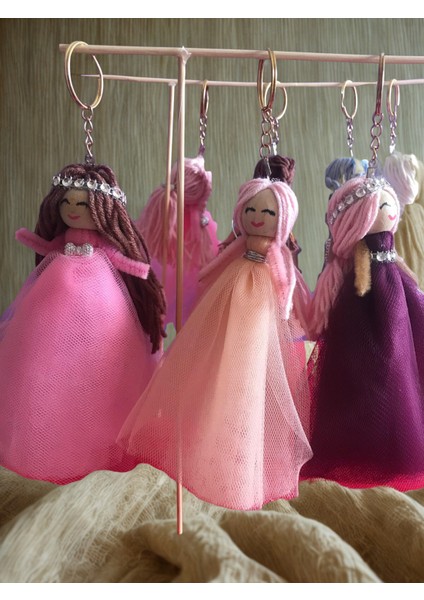 -El Yapımı Bez Bebek Anahtarlık – Tül Etekli Prenses Figürü fırsatları