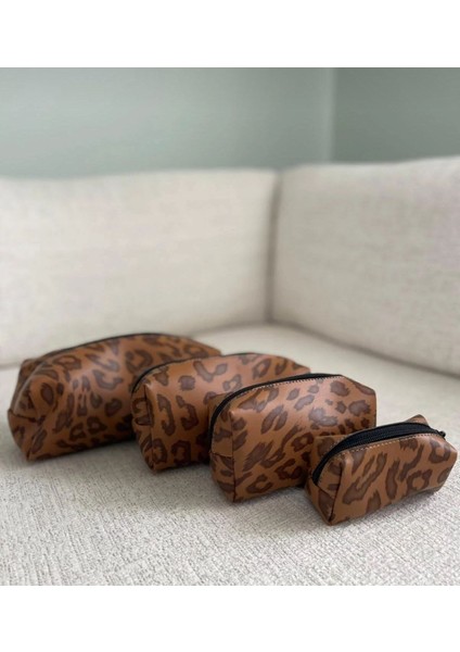 Leopar Desenli 4'lü Makyaj Çantası