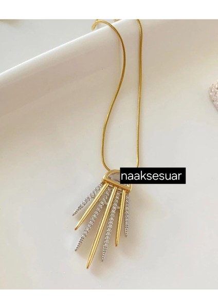 Gold Renkli Çelik Özel Seri Taşlı Kolye fırsatları