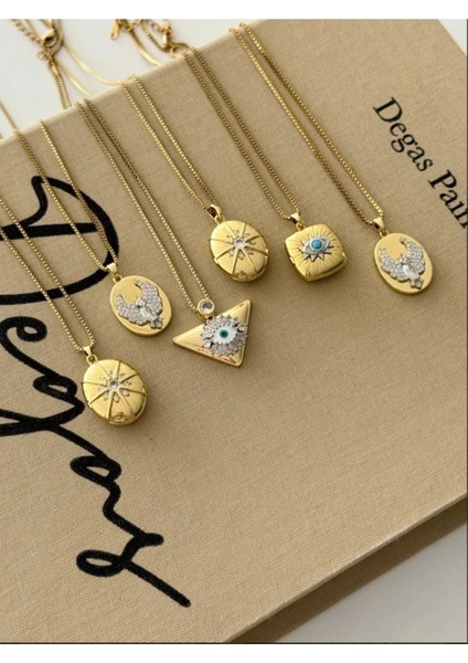 Gold Renkli Çelik Üçgen Detaylı Göz Kolye modelleri