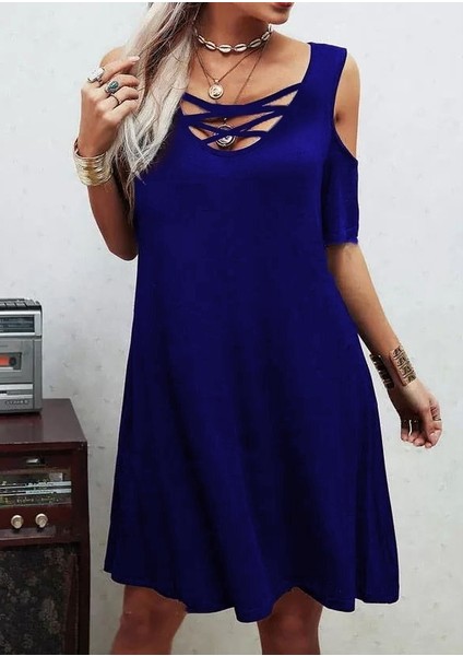 Dekolteli Bağcık Detay Viskon Kumaş Elbise fiyatları