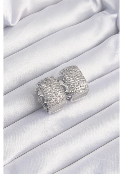 Pirinç Gümüş Renk Zirkon Taşlı Minimal Halka Küpe - TJ-BKP9201