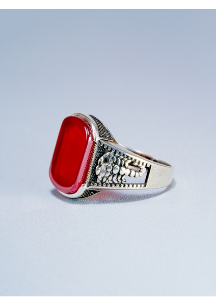 925 Ayar Gümüş Kırmızı Akik Taşlı Erkek Yüzük - Şık Hediye Seçeneği
