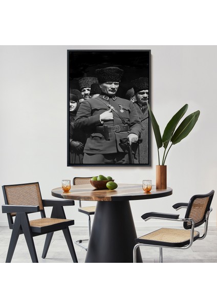 Çerçeveli Atatürk Portre Tablosu Mustafa Kemal Atatürk Dikdörtgen Dekoratif Kanvas TABLO-123