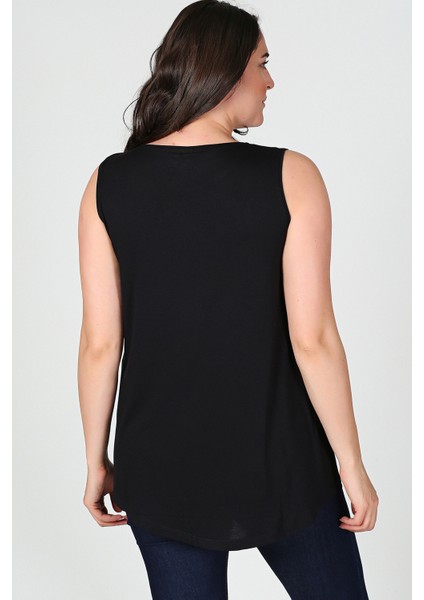 Büyük Beden Kırmızı Çiçek Baskılı Kolsuz Viskon Basic Bluz fiyatları