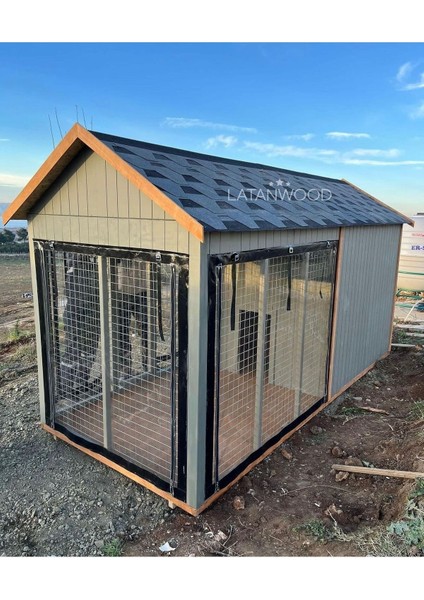 Dayanıklı Ahşap Köpek Kulübesi, Şık Tasarım ve Konfor Sağlar.