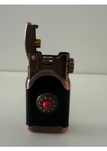 Deri Kaplı Çakmak Benzinli Çakmak