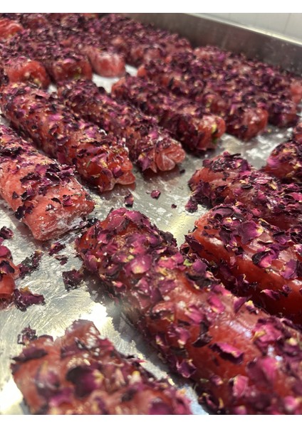 Nar Aromalı Gül Yapraklı Antep Sarma Lokum fiyatları