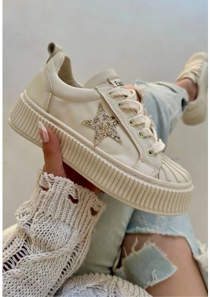 Piata Bej Cilt Bej Tabanlı Bağcıklı Spor Ayakkabı modelleri