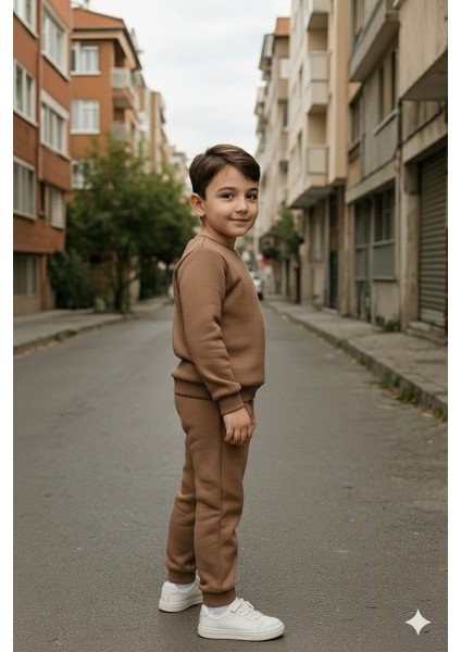 Erkek ve Kız Çocuk Üç Iplik Içi Şardonlu Alt Üst Takım Uzun Kollu Sweat ve Lastikli Paça fırsatları