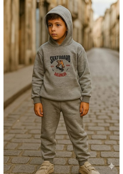 Erkek Çocuk 3 Iplik Içi Şardonlu Alt Üst Takım Uzun Kollu Kapüşonlu Sweat ve Lastikli Paça