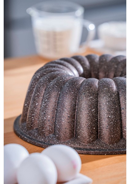 Line Mocha Dilimli Alüminyum Döküm Kek Kalıbı - 26 cm fiyatları