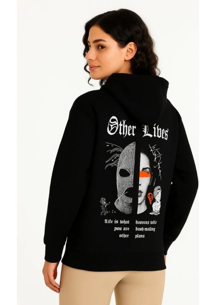 Kadın Kapşonlu Sweatshirt – Oversize Üç Iplik Şardonlu Hoodie, “other Lives” Ön & Arka Baskılı, Kanguru Cepli, Kışlık Rahat Günlük Stil modelleri