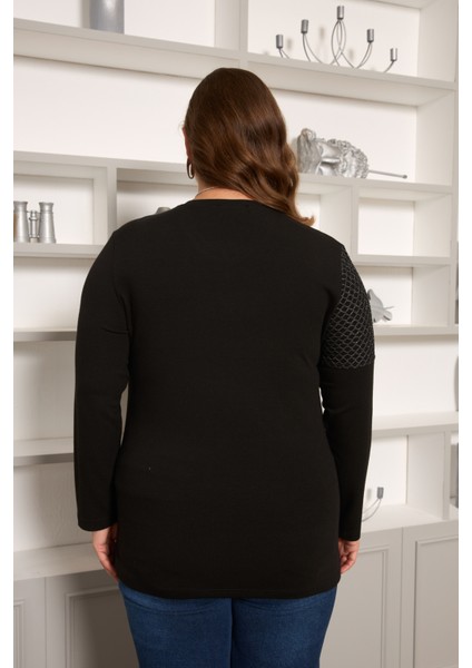 Büyük Beden Kadın Siyah Omuz Detaylı Uzun Kollu Bluz indirimleri