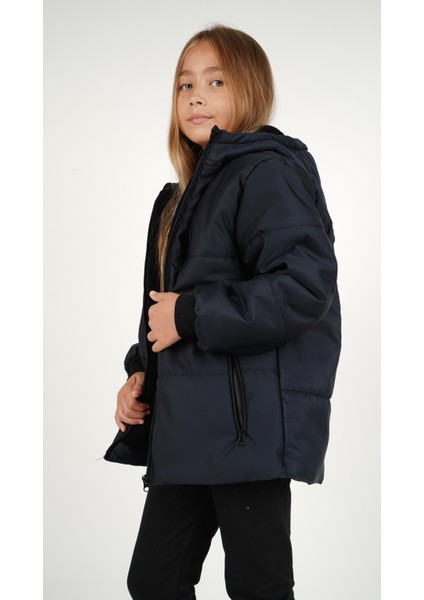 Kız Çocuk Su ve Rüzgar Geçirmez Içi Wersoftlu Kapüşonlu Mont