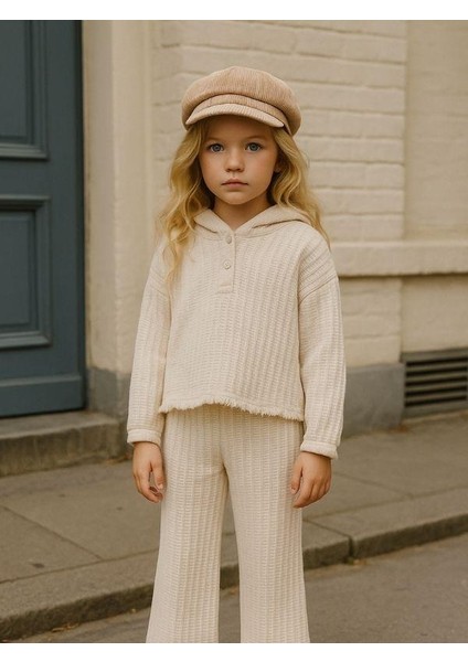 Kız Çocuk Pamuklu Kapüşonlu Püsküllü Sweatshirt