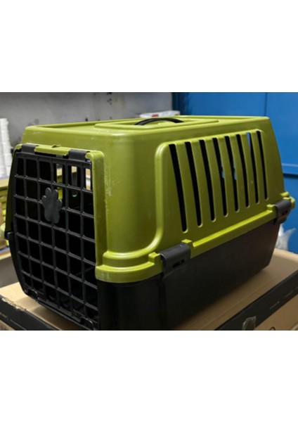 Yeşil Kedi ve Köpek Taşıma Çantası, Hafif ve Şık, 7-8 kg Taşıma Kapasitesi modelleri