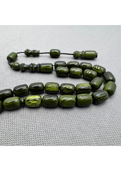 Usta Işçilikli Yeşil Yoğun Hareli Sıkma Kehribar Tespih