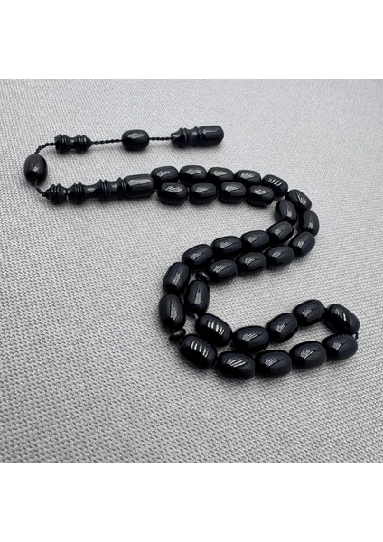 Usta Işçilikli Siyah Sıkma Kehribar Tespih