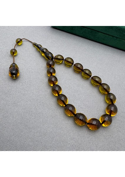 Sistemli Dominik Renginde Efe Maskot Tespih