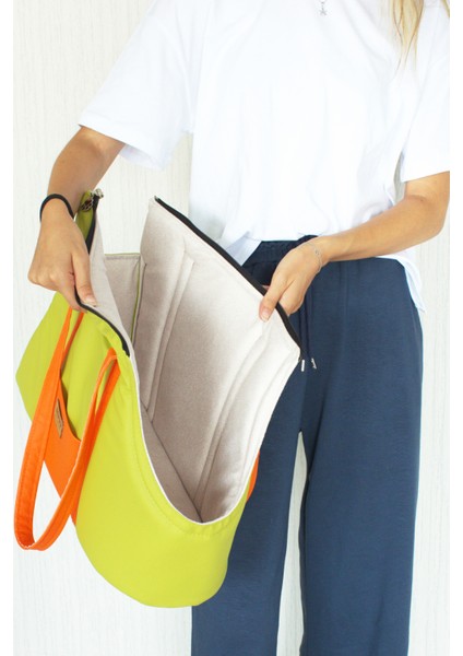 Sarı Renkli El ve Omuz Taşıma Çantası, Evcil Hayvanlar Için Pratik Kullanım fırsatları