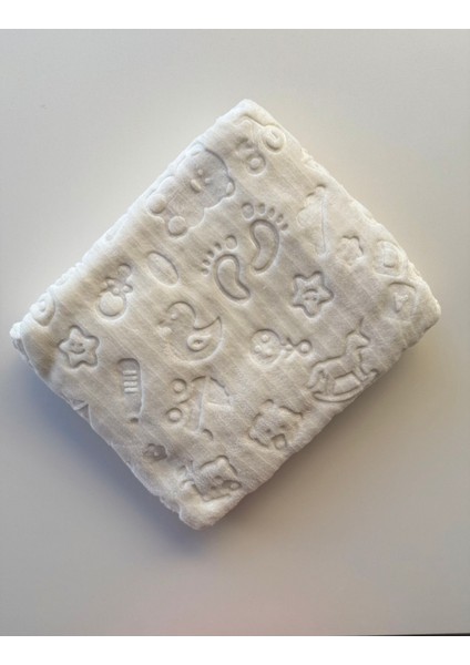 Geometrik Desenli Peluş Bebek Battaniyesi modelleri