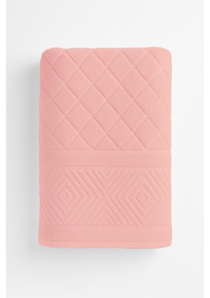 %100 Pamuk 100X150 cm Piramit Desenli Banyo Havlusu – Yumuşak & Su Emici