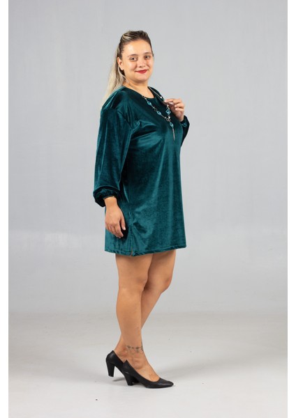 Maksimum Şıklık Kolyeli Büyük Beden Kadife Tunik indirimleri