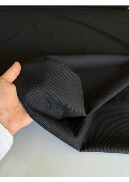 En 150CM Enine ve Boyuna Likralı Poliviskon Esnek, Dökümlü, ve Tok (Elbise, Pantolon, Takımlık)