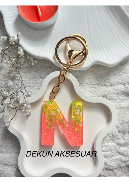 N Harfi Epoksi El Yapımı Anahtarlık