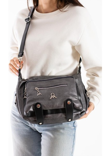 Kadın Postacı Çanta Çapraz Askılı Vegan Deri Omuz Çantası 32*22 cm Suni Deri Mega Bag modelleri