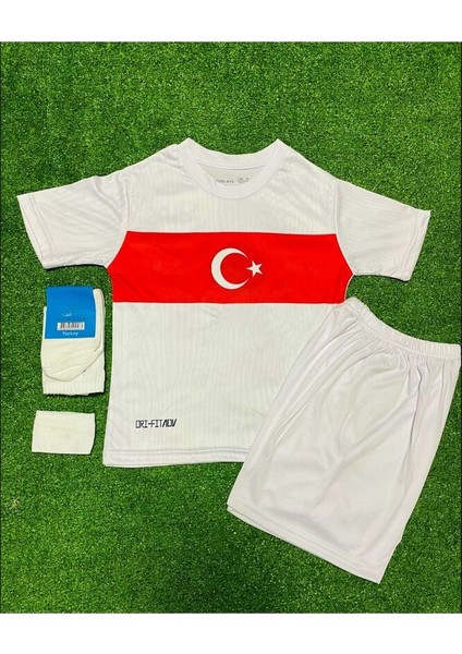 Türkiye Euro 2024 Isimsiz Beyaz Çocuk Forması 4'lü Set (White) fiyatları
