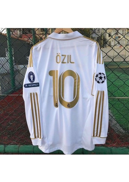 R.madridd 2011/12 Sezonu Mesut Özil Nostalji Forması (Byz) modelleri