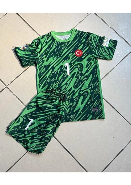 Mert Günok Çocuk Kaleci Forması 4'lü Set fırsatları