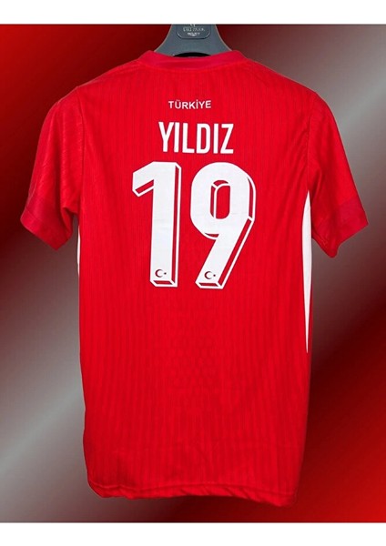 Türkiye Euro 2024 Futbol Şampiyonası Kenan Yıldız Deplasman Forması (Red) modelleri