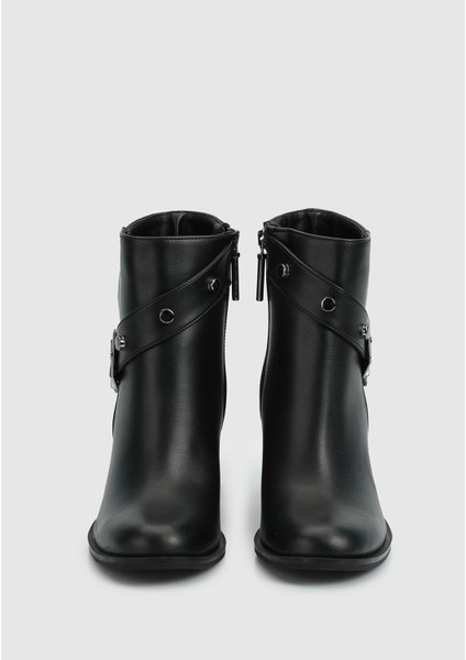 Siyah Kadın Bootie modelleri