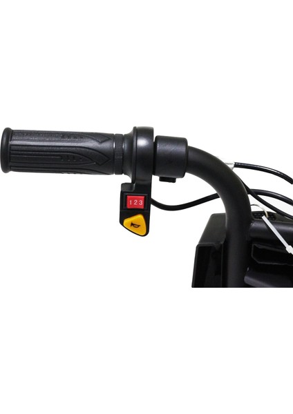 Coolwhell Elektrikli Drift – 36V Motor, 3 Hız Kademesi, Bluetooth ve Işıklı Tasarımlı