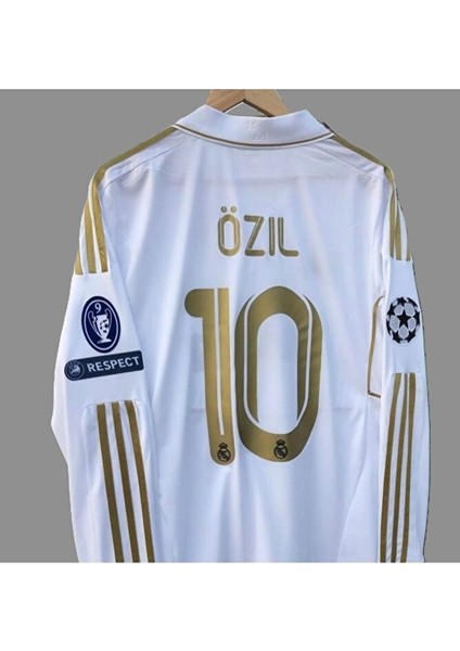 R.e.a.l M.a.d.r.i.d 2011-12 Sezon Mesut Özil Nostalji FORMASI576438534