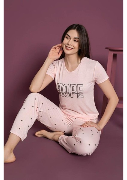 Kadın Pembe Yazılı Puantiyeli Bambu Sıfır Yaka Kısa Kol Kadın Pijama Takımı Merimu