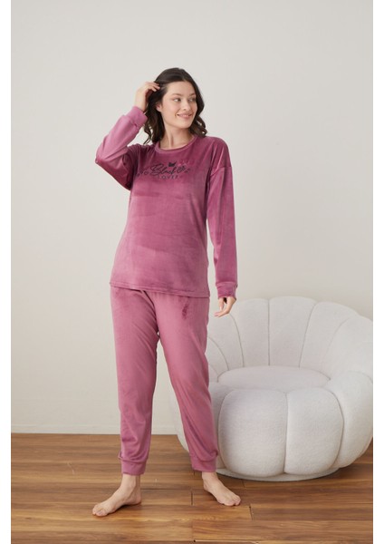 kadın Pembe Uzun Kollu Sıfır Yakalı Düz Renk Kadife Baskılı Pijama Takımı fiyatları