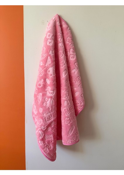 Geometrik Desenli Peluş Bebek Battaniyesi fiyatları