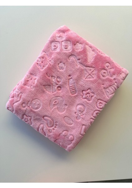 Geometrik Desenli Peluş Bebek Battaniyesi modelleri