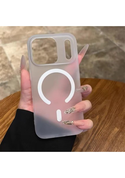 iPhone 17 Pro Kılıf Ultra Thin Hayalet Manyetik Şarj Özellikli 0.3mm Kapak