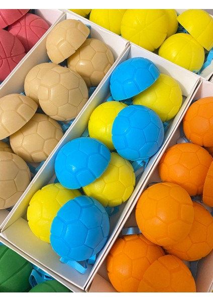 Hediyelik Sabunlar Iki Renkli Futbol Topları Sarı 8 Adet Kutu Içinde