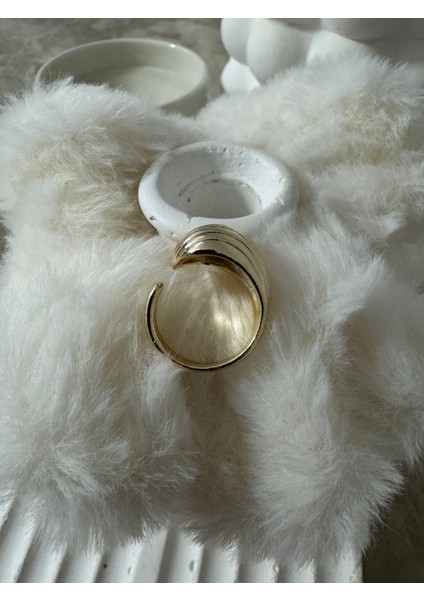 Bombe Çizgili Ayarlanabilir Gold Yüzük fırsatları