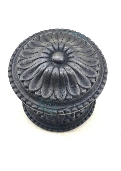 Buğz Antika Tarz Dekoratif Pirinç Papatya Kapı Babası - 73MM, Oksit