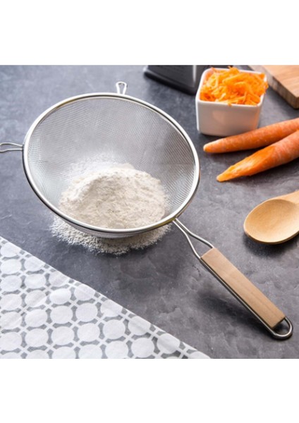 Oskr Ahşap Sapli Süzgeç 18 cm 296 100