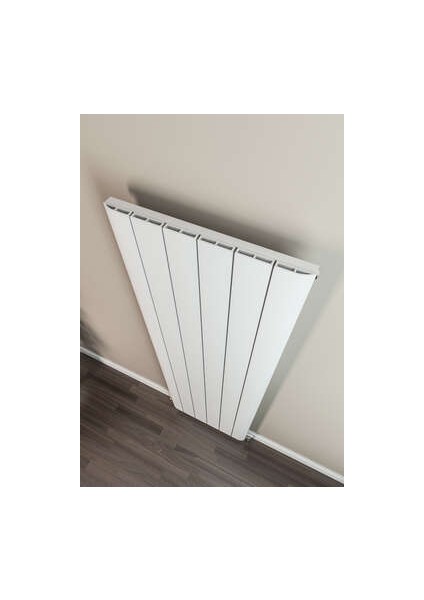 Selanik Dikey Alüminyum Radyatör 565X1800 Pütürlü Beyaz (Ral 9016)