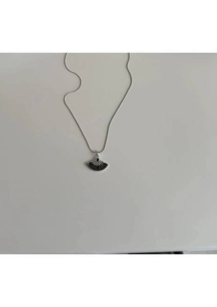 Yelpaze Model Siyah Li Çelik Kolye fiyatları